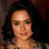 Preity Zinta attends Cannes Soiree Chopard Photocall May 14 2008 (7)